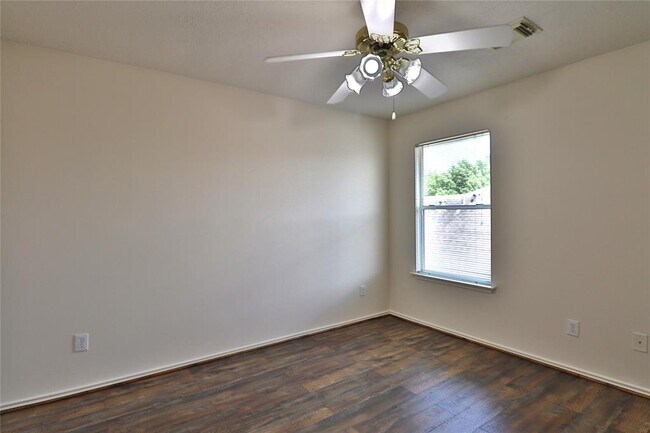 Building Photo - 8316 Diamond Way Ct