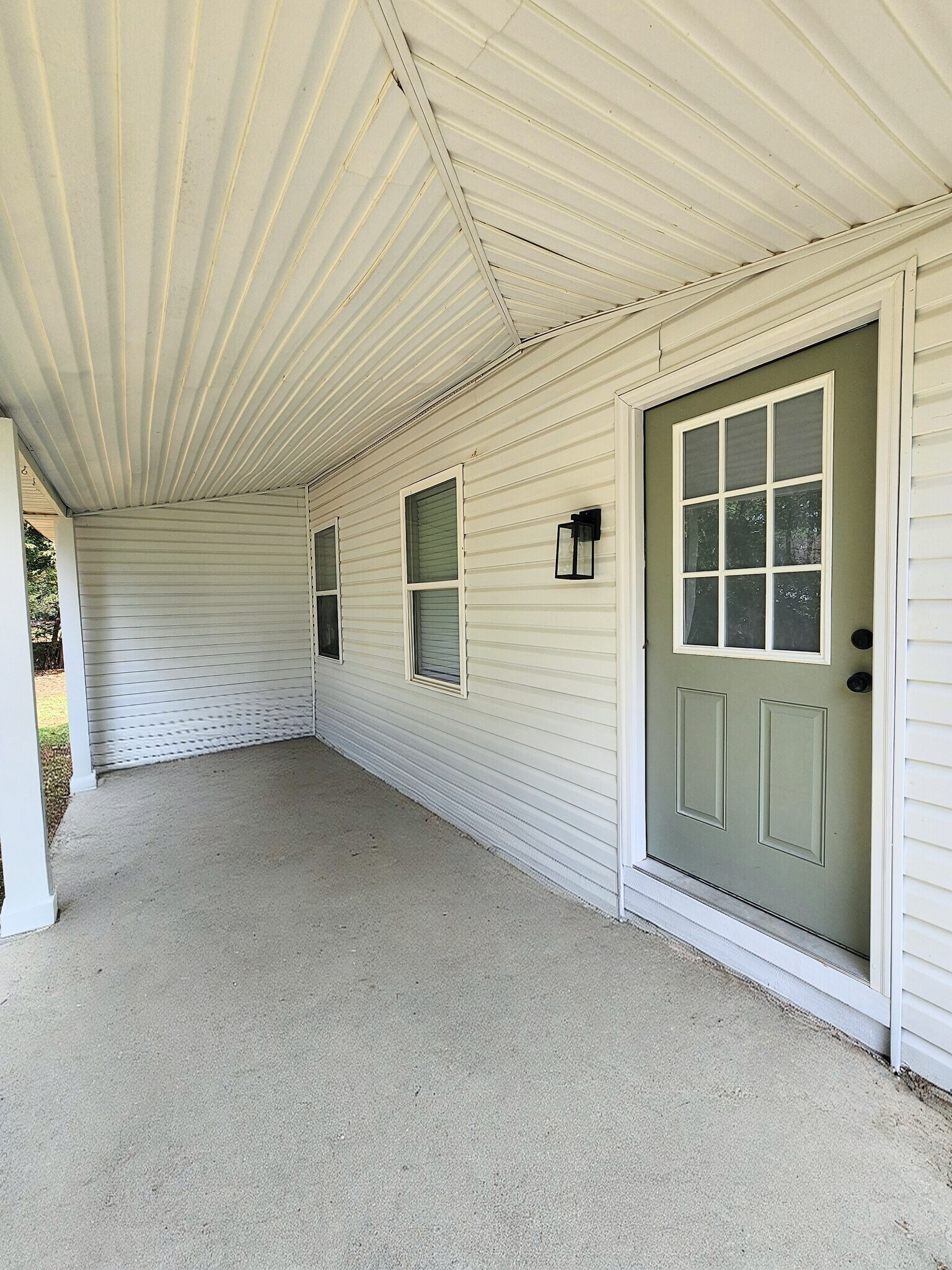 Building Photo - 3505 Fairview St SW