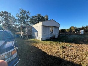 Building Photo - 162 County Rd 162