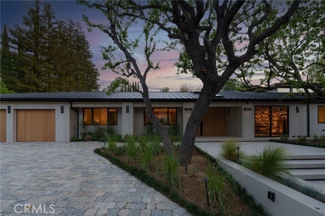 Building Photo - 3187 Oakdell Rd