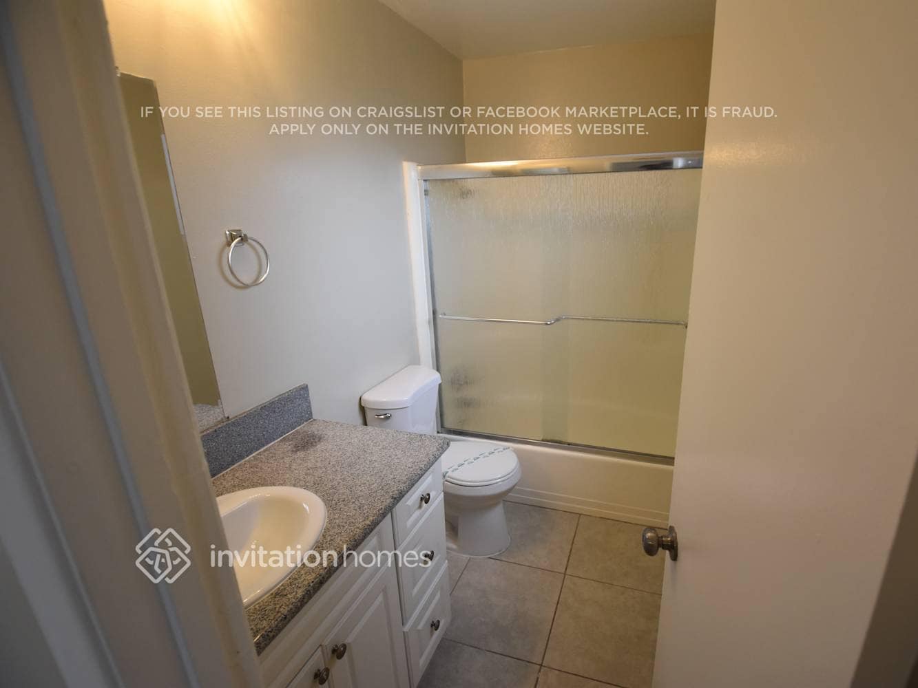 Building Photo - 13466 Almetz St