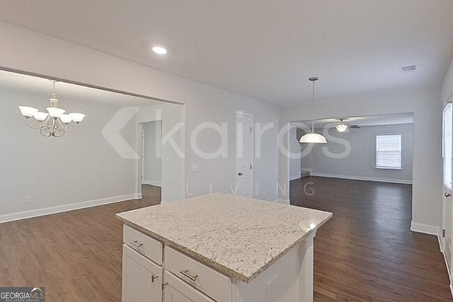 Building Photo - 103 Western Red Cedar Dr