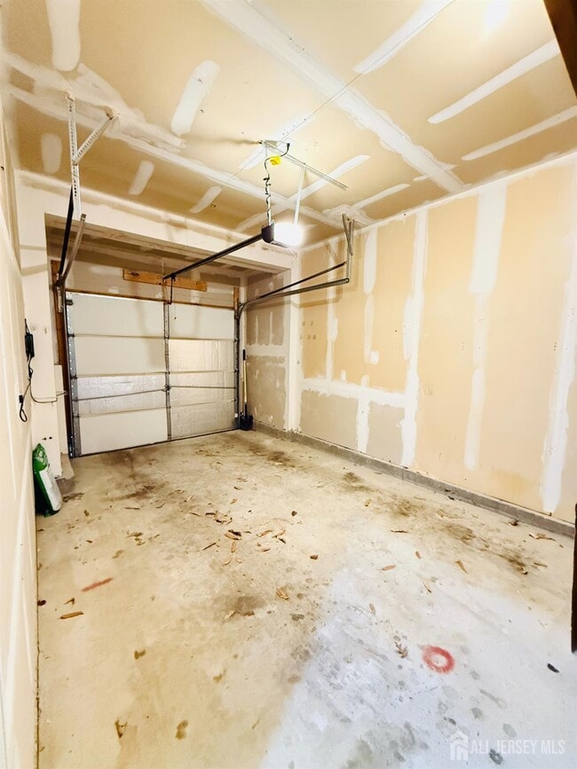 Building Photo - 47 Peppermint Dr