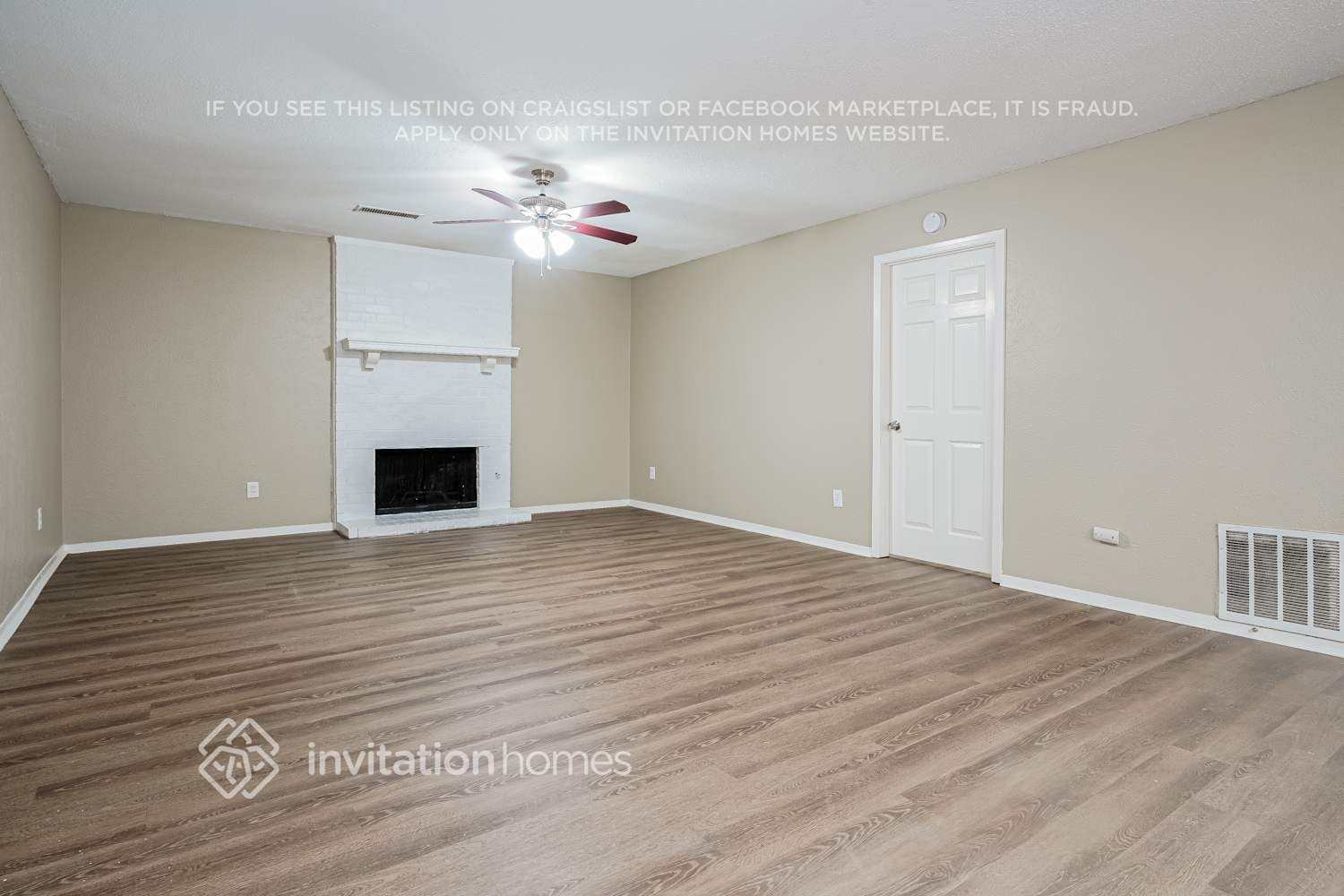 Building Photo - 3921 Willow Run Dr