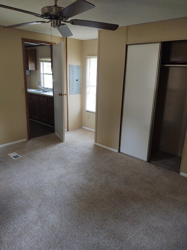 Building Photo - 2423 Asa Whitaker Wy