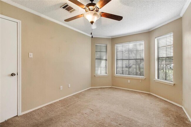 Building Photo - 10719 N Platt River Dr