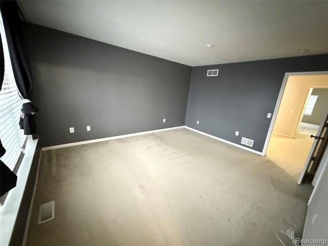 Building Photo - 41290 Maplewood Drive