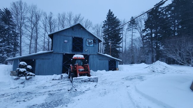 Building Photo - 2201 Hundley Rd