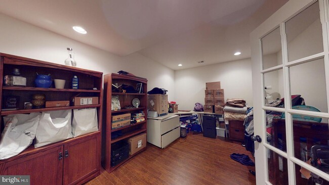 Building Photo - 5505 Victory Loop