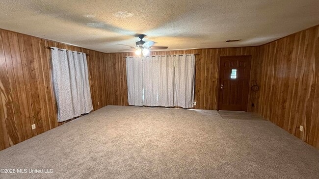 Building Photo - 9004 Tucker Rd