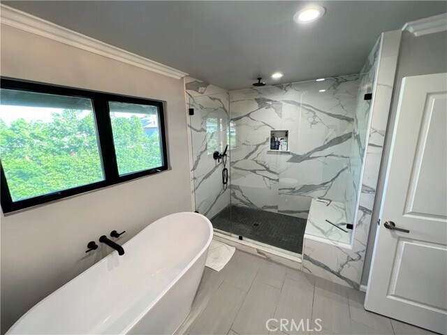 Building Photo - 2937 E Craig Dr