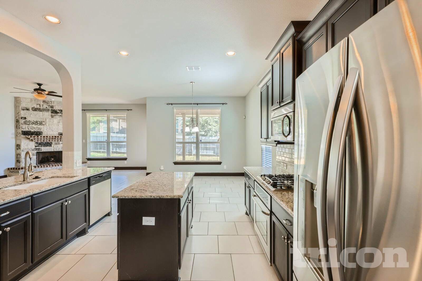 Building Photo - 12427 Loving Ml