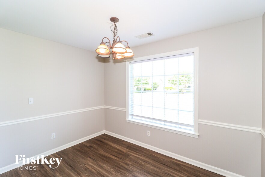 Building Photo - 8181 Short Grass Cove