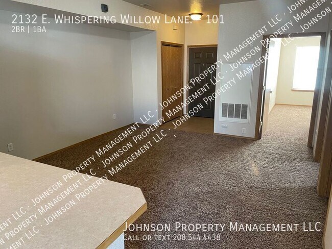 Building Photo - 2132 E Whispering Willow Ln