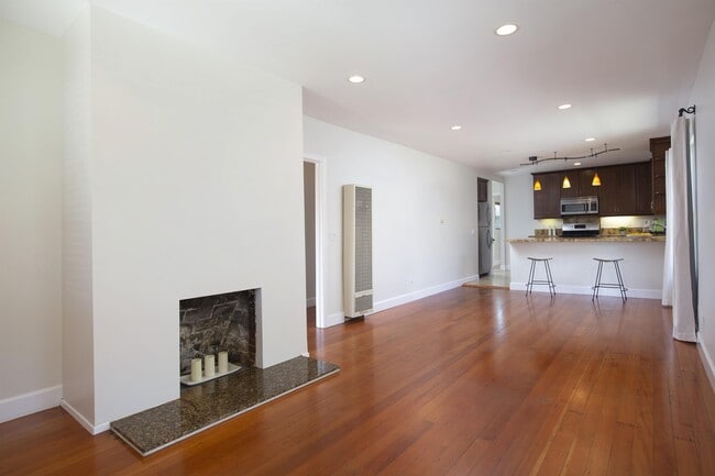 Building Photo - 1838 Spalding Pl