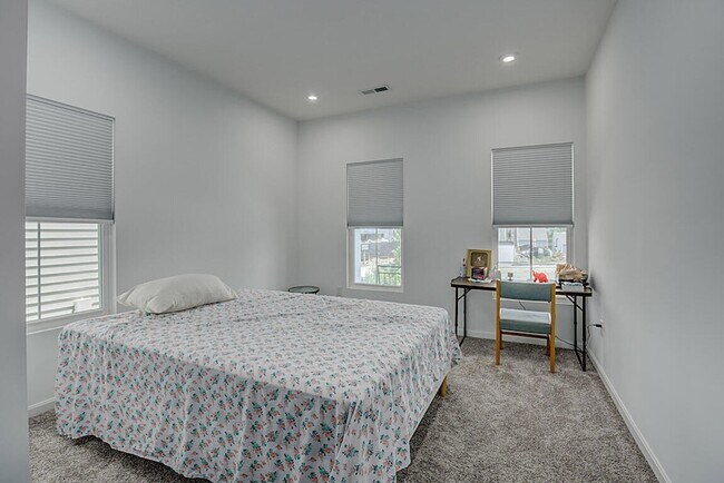 Building Photo - 1782 Autumn Maple Dr