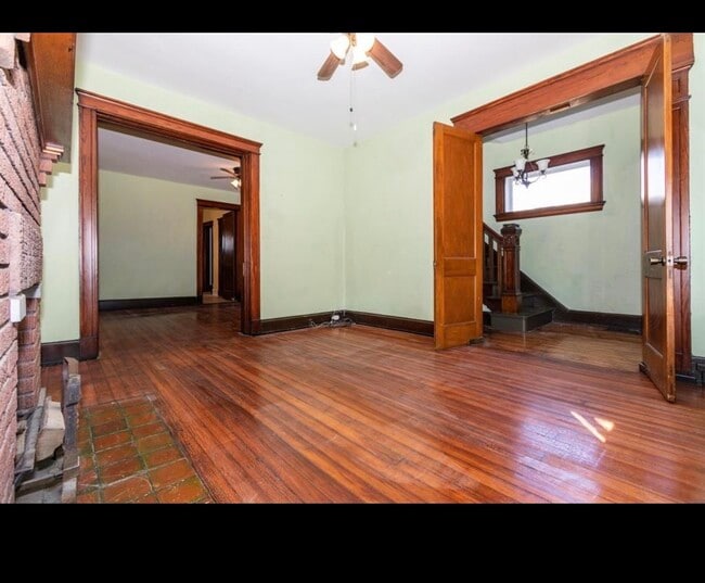 Building Photo - 1209 Scott St