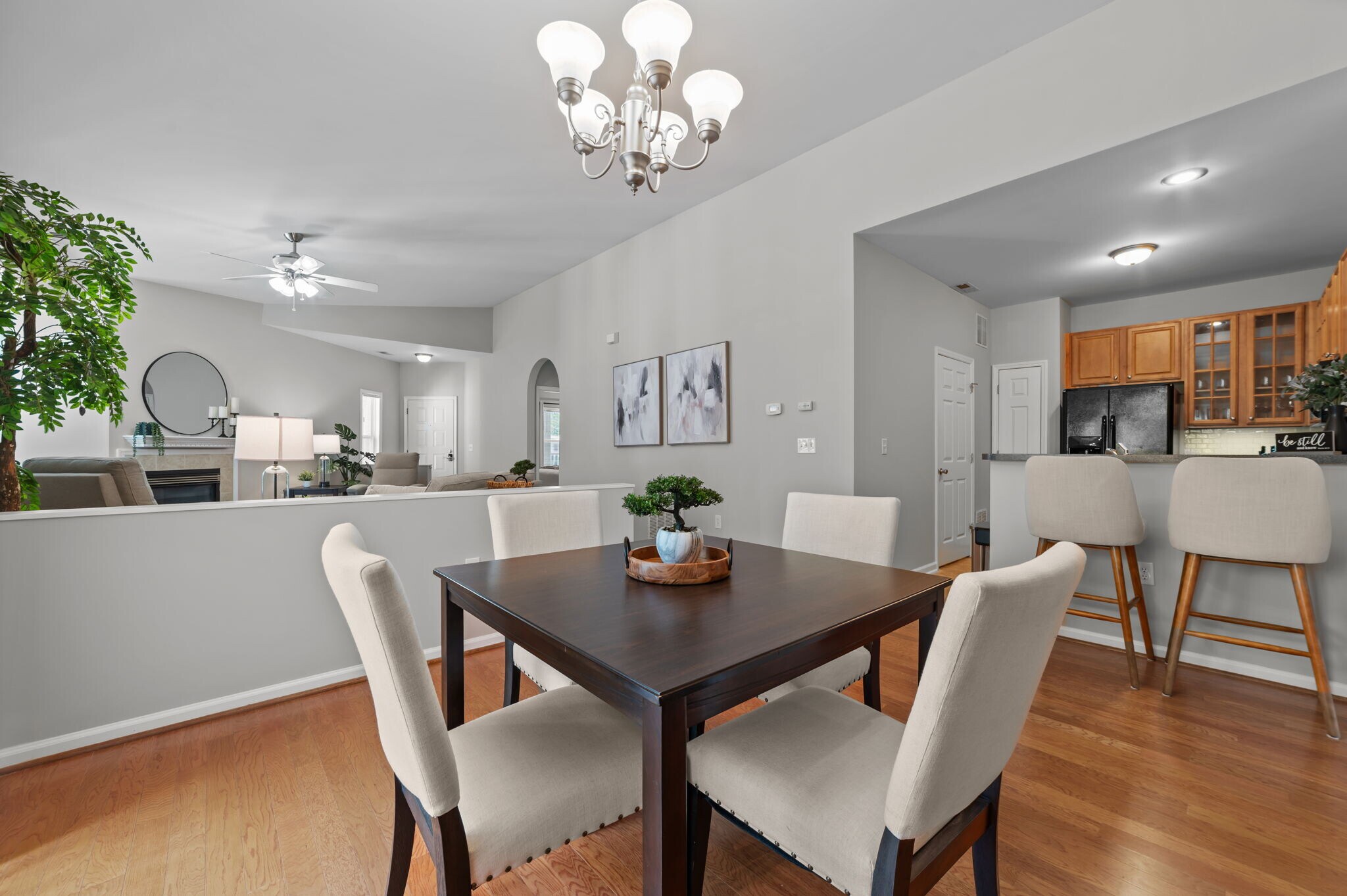 Building Photo - 1121 Turtle Creek Rd