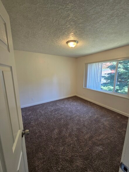 Bedroom 3 - 101 Spencer Creek Rd