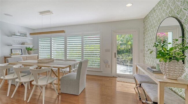 Building Photo - 425 McKinley Dr