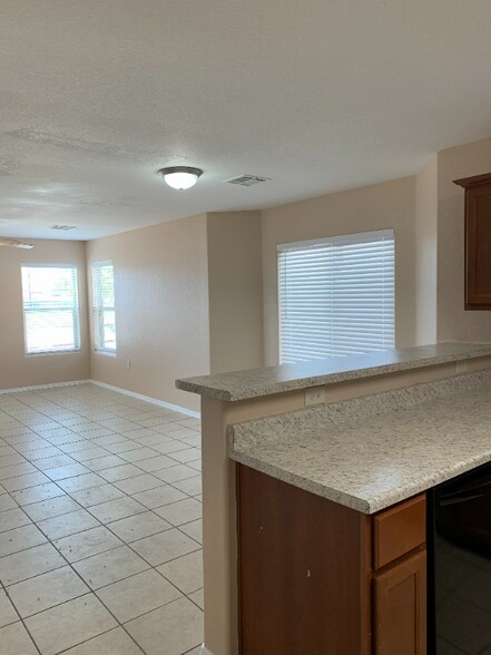 Building Photo - 6345 Reynolds Dr