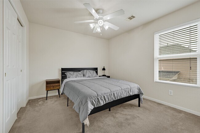 Building Photo - 15826 Sheldon Ridge Way