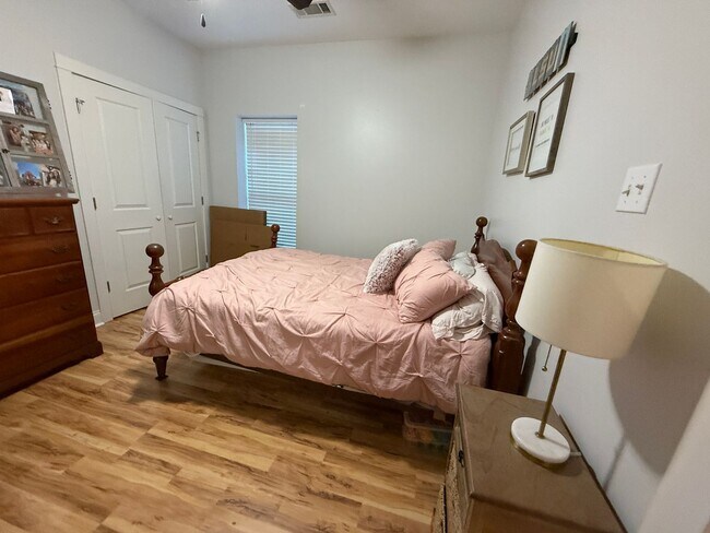 Building Photo - Must see this Beautifull home located off Staring in Santa Rosa Subdivision