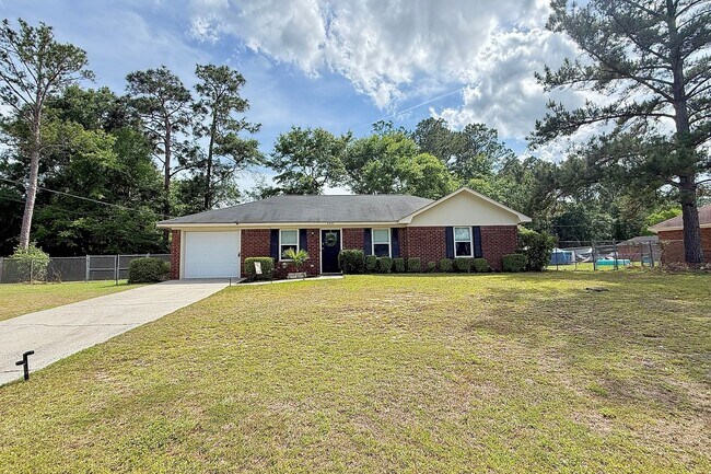 Building Photo - COMING JUNE 2026! (Pet Friendly)