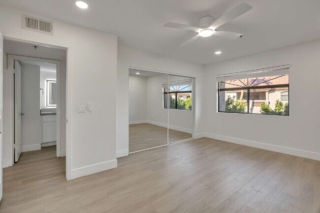 Building Photo - Biltmore Area Condo with Camelback Mountain View!