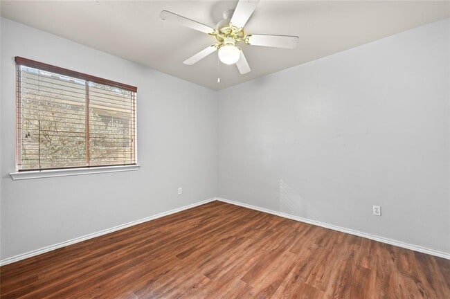 Building Photo - 1709 Friars Tale Ln