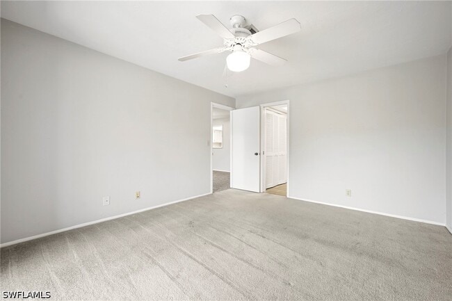 Building Photo - 1376 Chesapeake Ave