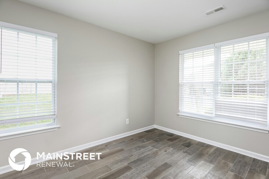 Building Photo - 5902 Laurel Creek Ct