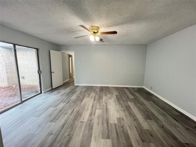 Building Photo - 1131 Kris St
