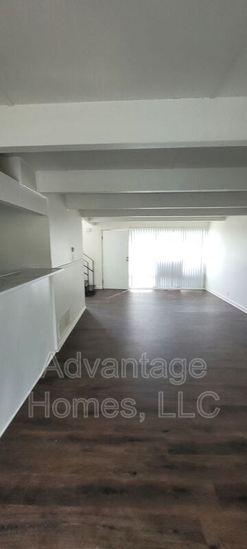 Building Photo - 832 N 70th St