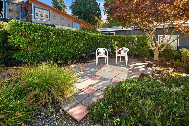 Building Photo - 4bd/3.5ba Kirkland House
