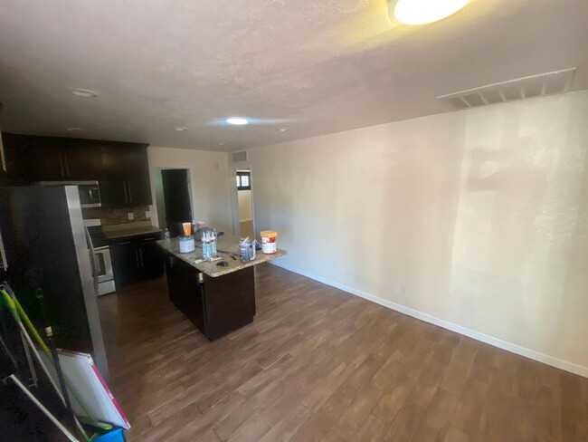 Building Photo - HOME FOR RENT IN THE UTEP AREA