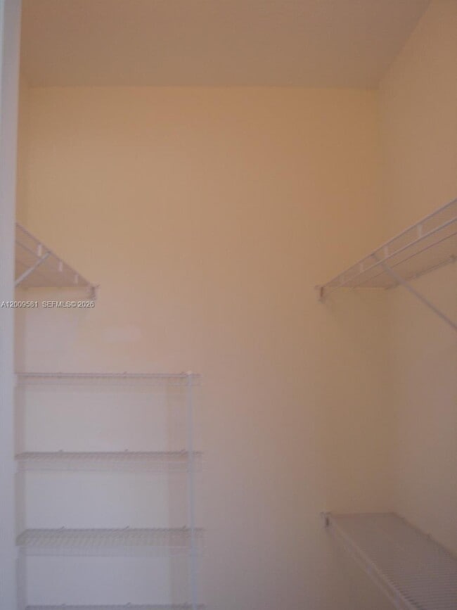 Building Photo - 4404 SW 160th Ave