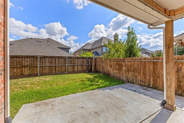 Building Photo - 15920 Alvarado Dr