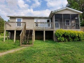 Building Photo - 114 Residence Dr