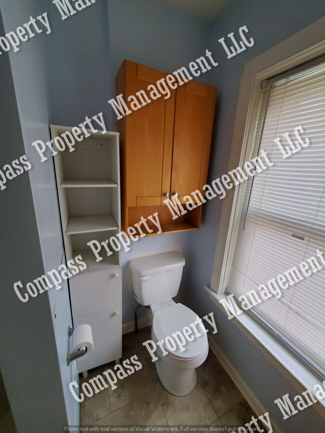 Building Photo - $1295 - 3 Beds, 1 Bath Home - Pottstown