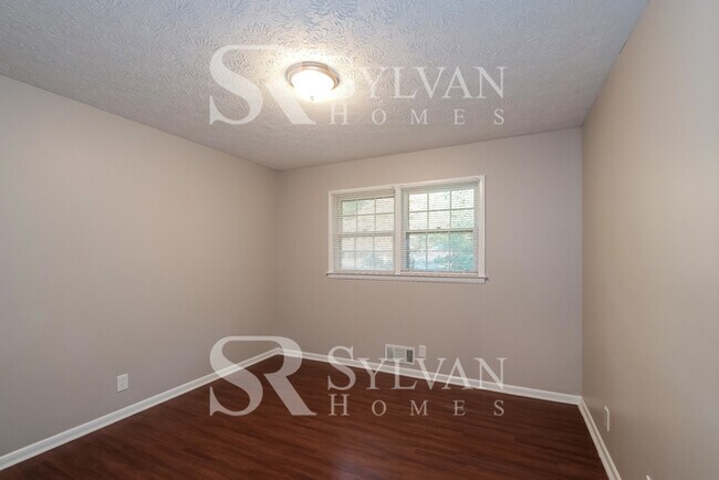 Building Photo - Coming HOME never felt so good!