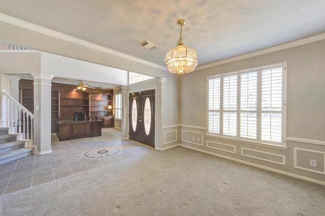 Building Photo - 19230 Canyon Bay Dr