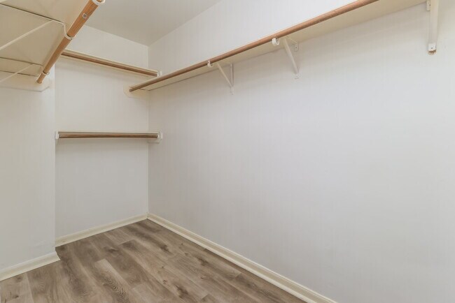 Building Photo - 4707 Havenwoods Dr