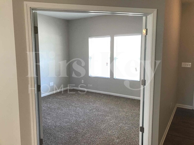 Building Photo - 3011 Sweetspire Rd