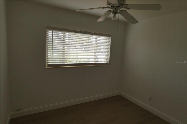 Building Photo - 8468 7th Way N
