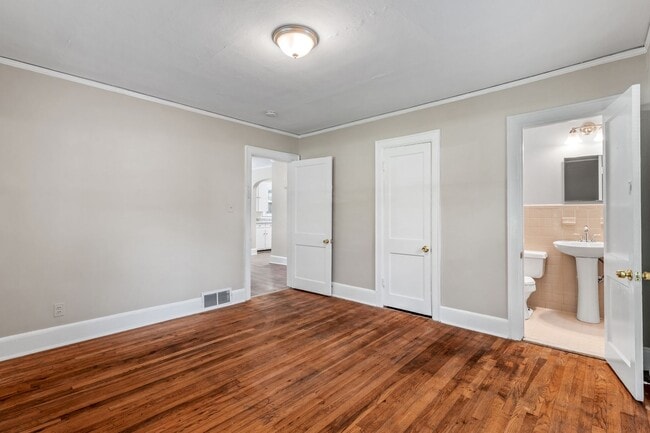 Building Photo - Adorable Home, Just Painted, Wood Flooring...