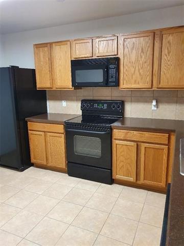 Building Photo - 10288 Darkwood Dr