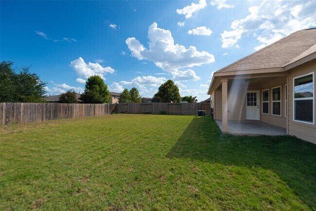Building Photo - 1349 Twin Estates Dr