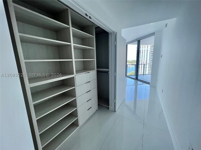 Building Photo - 17301 Biscayne Blvd