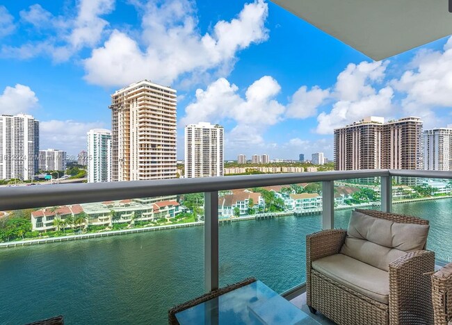 Building Photo - Fully renovated 2/2 in Sunny Isles Beach